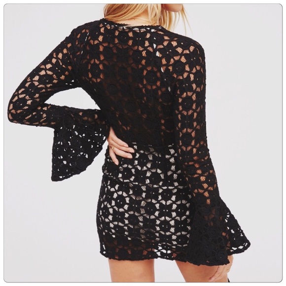 - 🎉 2X HP 🎉Sassy Free People Black Crochet Dress - Picture 2 of 5